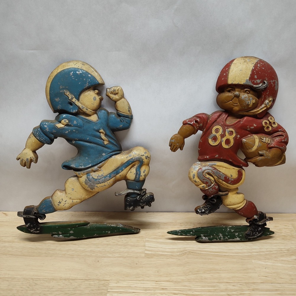Vintage 1976 Metal Football Players HOMCO Plaques Wall Hanger USA Decor Used